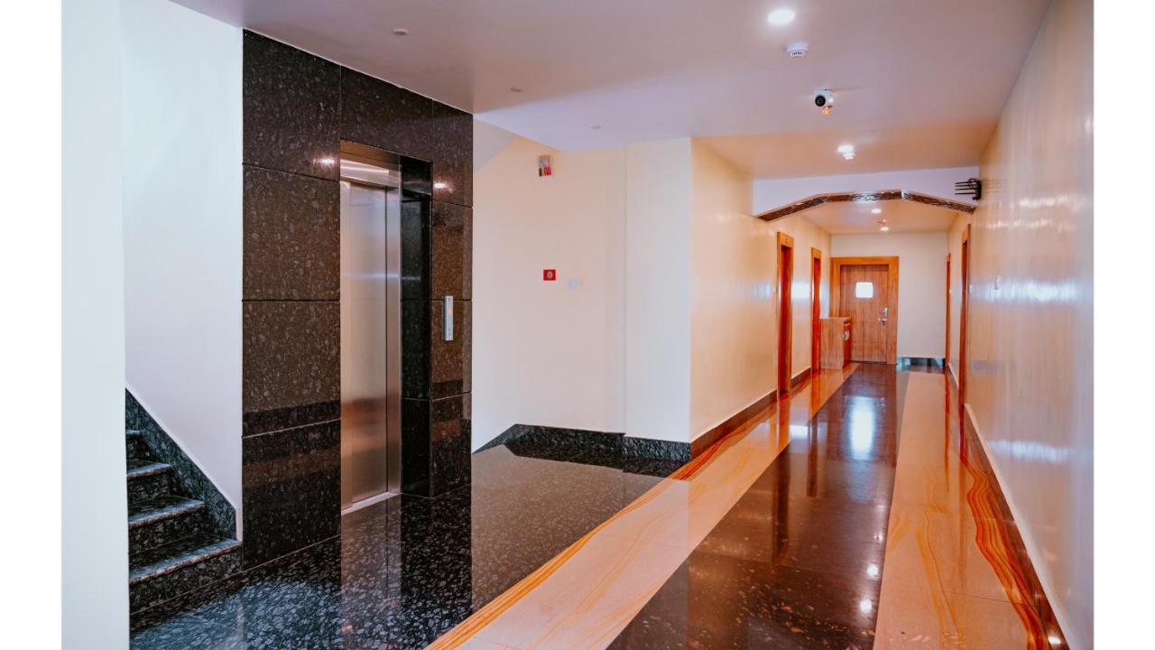 Hotel Dc Star Tarapith Εξωτερικό φωτογραφία