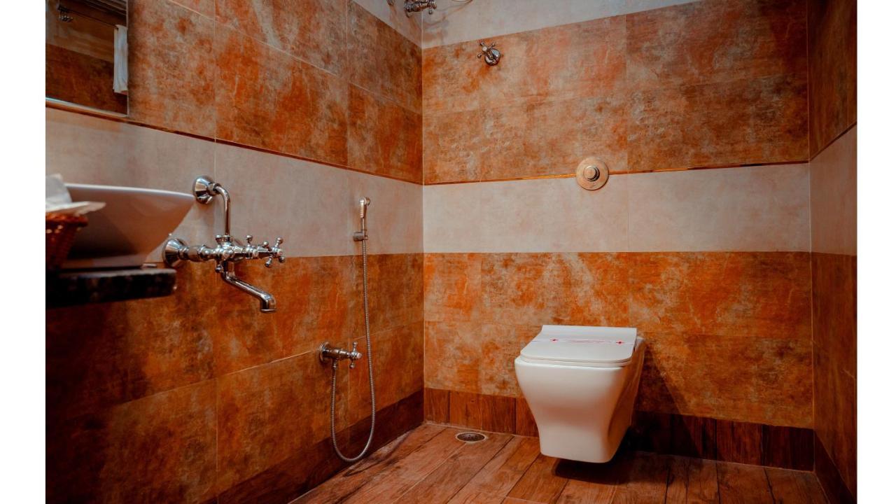 Hotel Dc Star Tarapith Εξωτερικό φωτογραφία