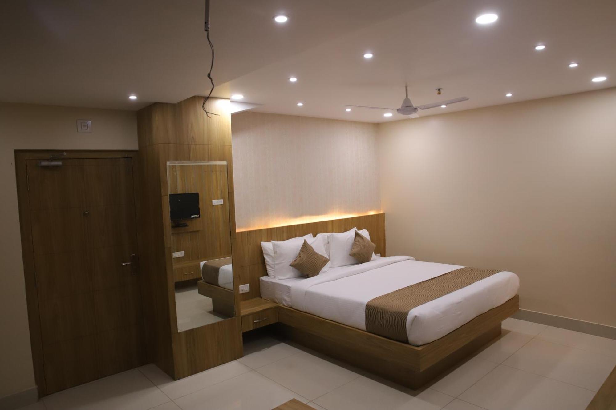 Hotel Dc Star Tarapith Εξωτερικό φωτογραφία