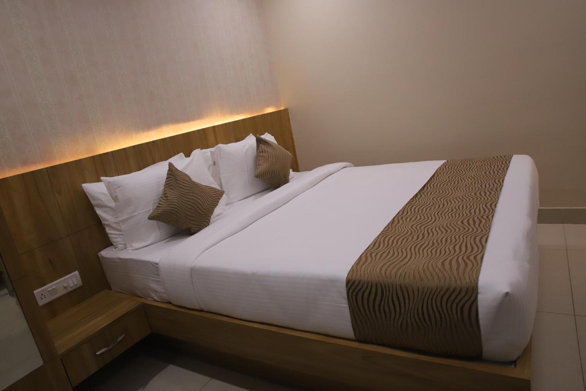 Hotel Dc Star Tarapith Εξωτερικό φωτογραφία